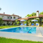Villa Minta *